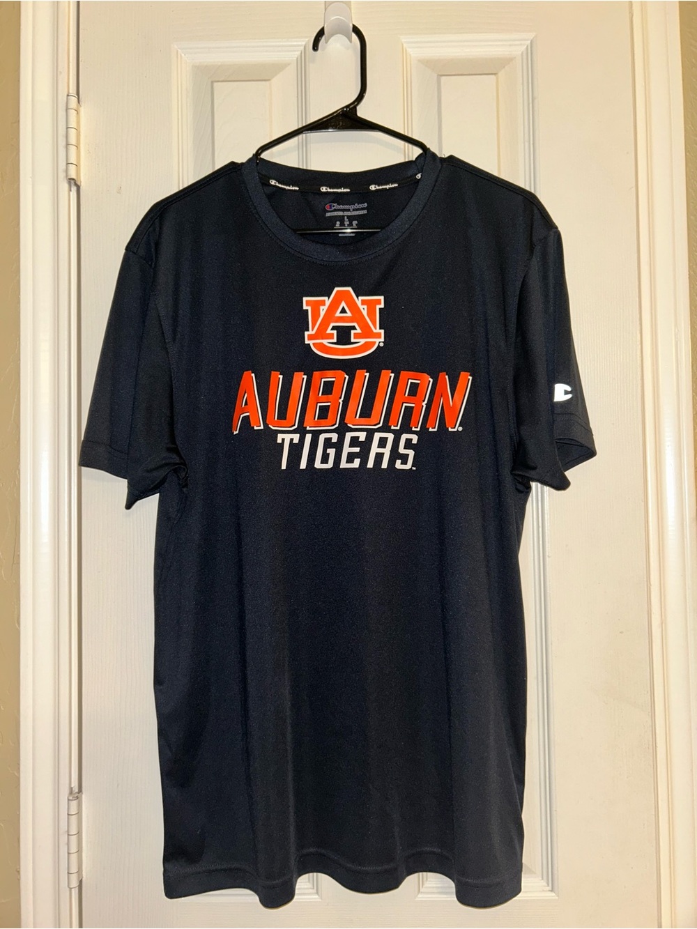 NWOT Auburn Tigers Champion Athletic T-Shirt Men’s Size Large